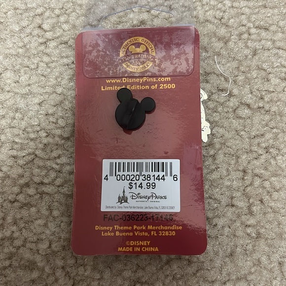 Disneyland 2017 Limited Edition Fantasmic Pin NWT - Picture 2 of 4